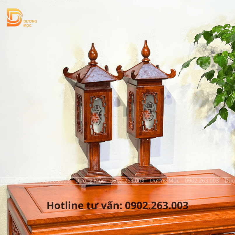 Cặp Đèn Thờ Gỗ Hương Mặt Kính DT04