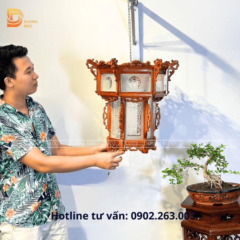 Đèn Lồng Gỗ Hương Mặt Kính 45cm DL01
