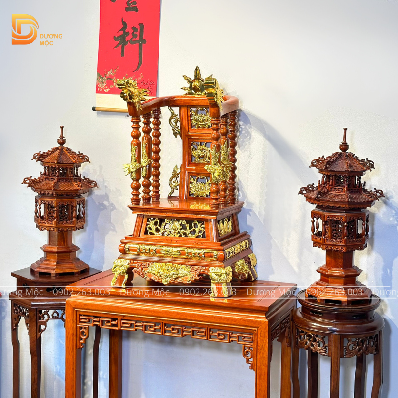 Ngai thờ gỗ hương dát vàng